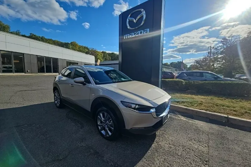 2024 Mazda CX-30 2.5 S Preferred photo 1
