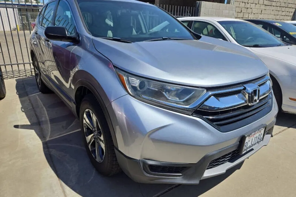 2018 Honda CR-V LX photo 1