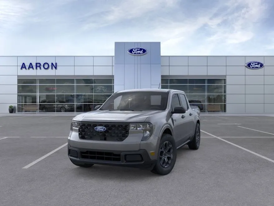 2025 Ford Maverick XLT photo 1
