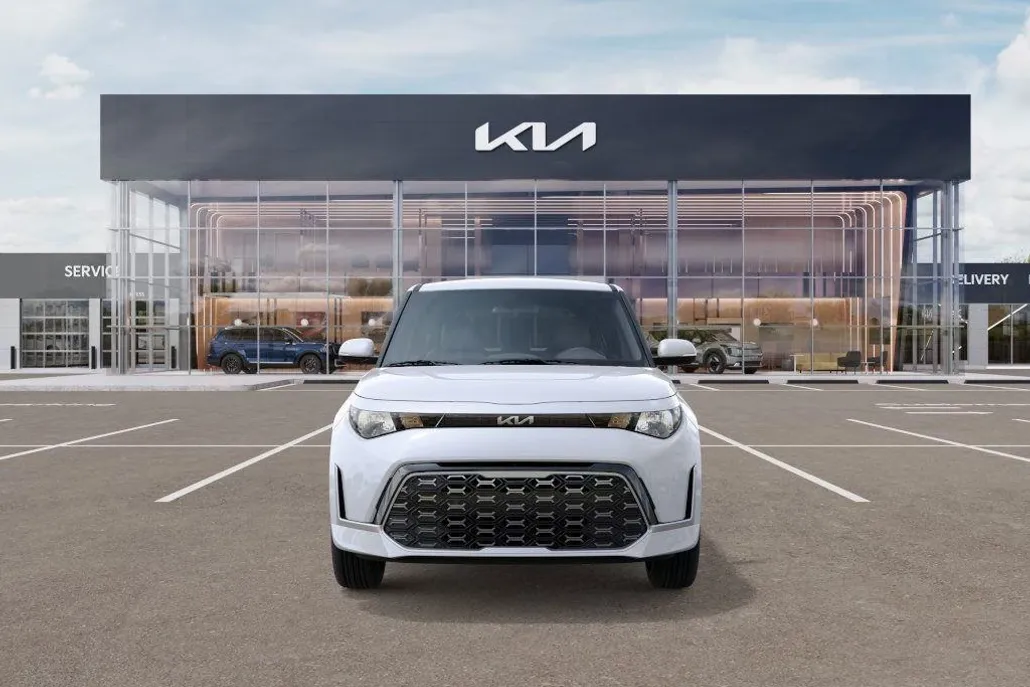 2025 Kia Soul GT-Line photo 1