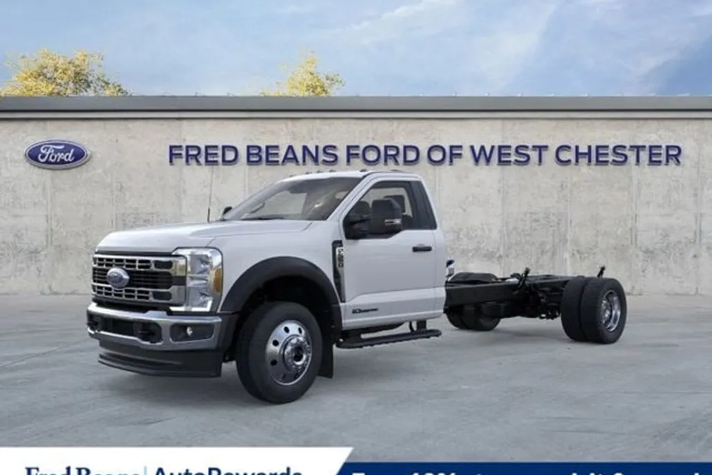 2026 Ford F-550 photo 1