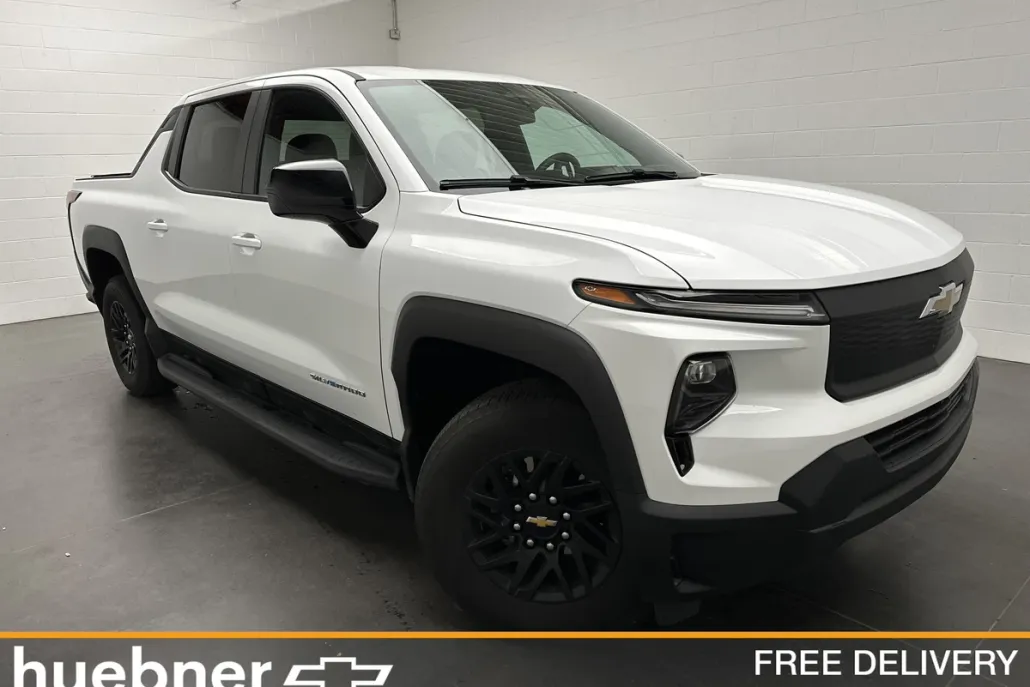 2024 Chevrolet Silverado EV Work Truck photo 1