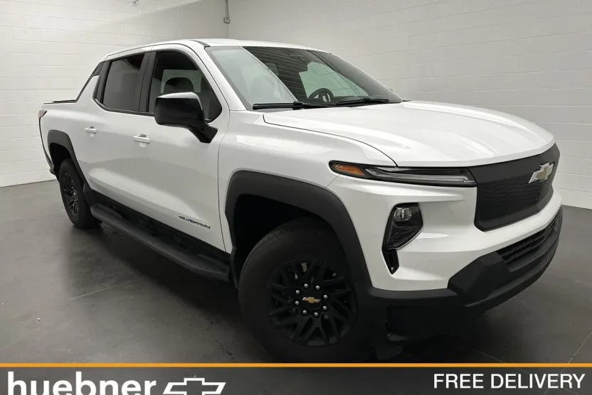 2024 Chevrolet Silverado EV Work Truck photo 1