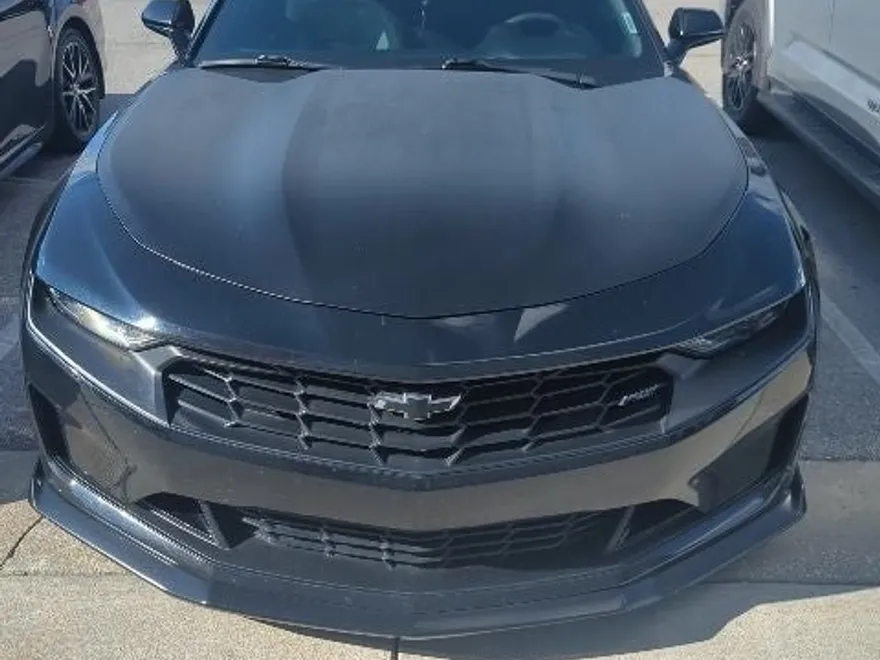 2019 Chevrolet Camaro 1LT photo 1