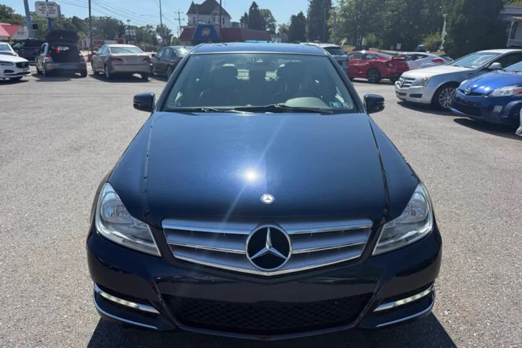 2013 Mercedes Benz C 300 Luxury 4MATIC photo 1