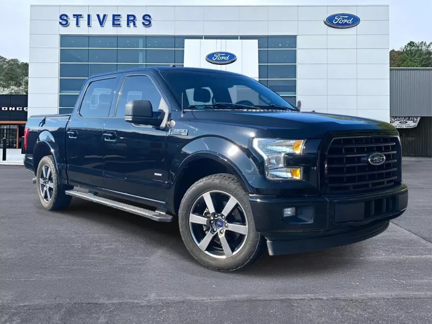 2017 Ford F-150 XLT photo 1