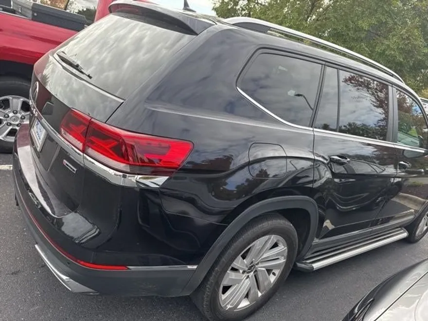2021 Volkswagen Atlas SEL photo 1