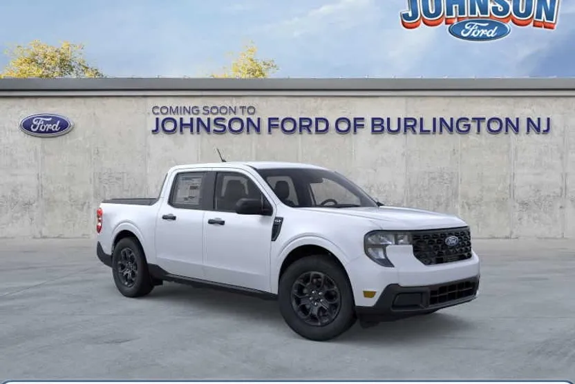2025 Ford Maverick XLT photo 1