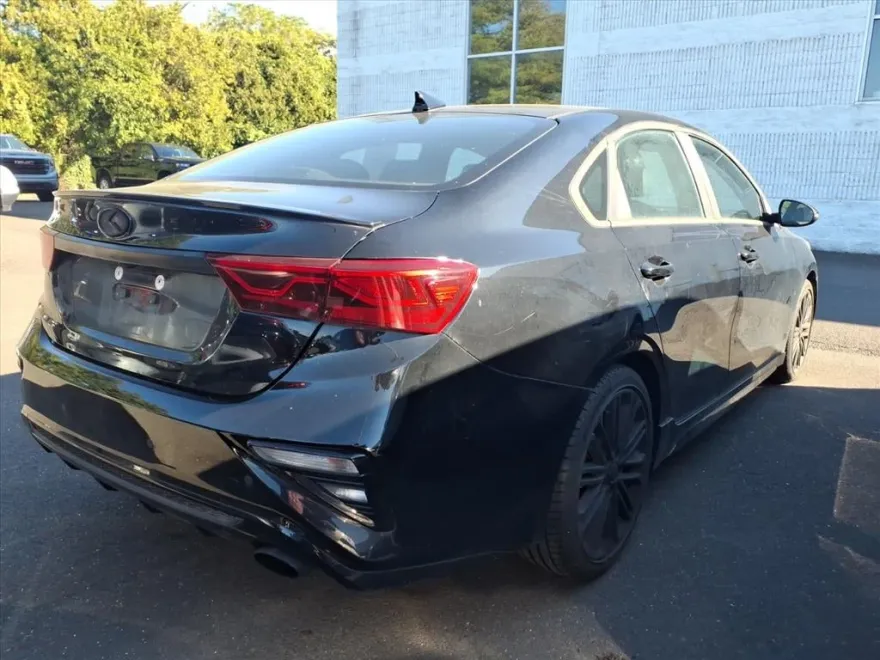 2021 Kia Forte GT photo 1