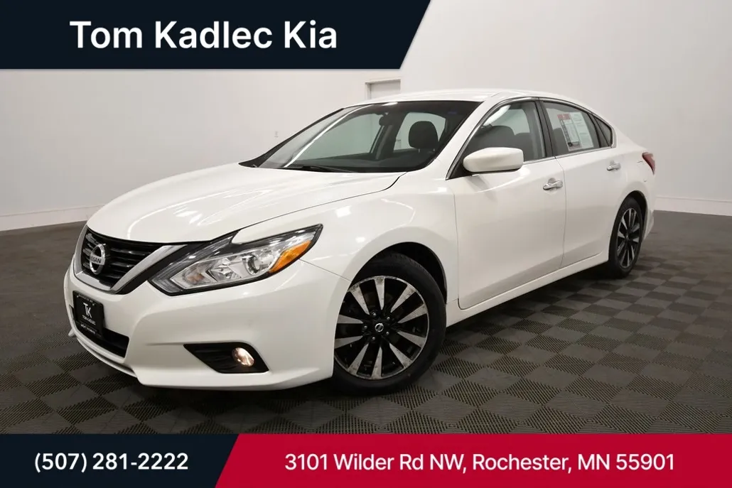 2018 Nissan Altima 2.5 SV photo 1