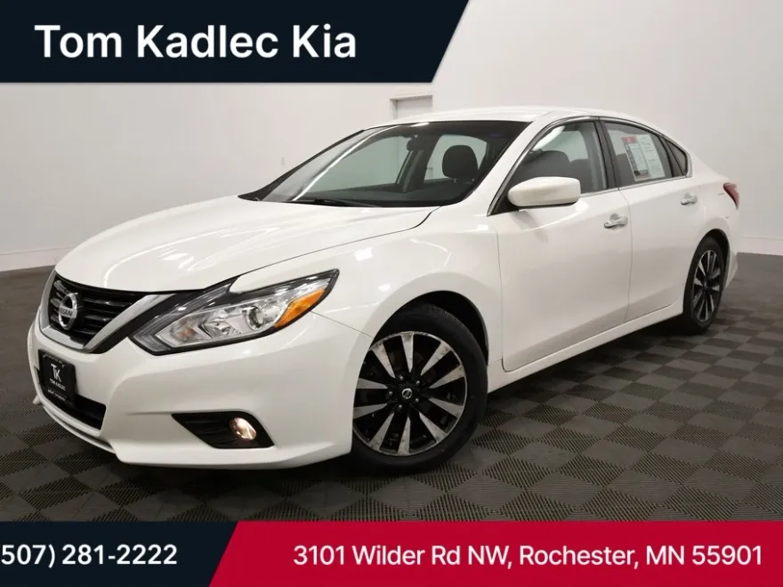 2018 Nissan Altima 2.5 SV photo 1