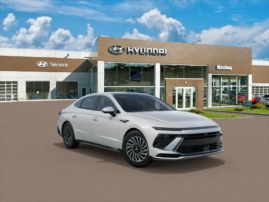 2025 Hyundai Sonata Hybrid Limited photo 1