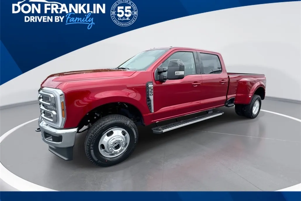 2026 Ford F-350 Lariat photo 1