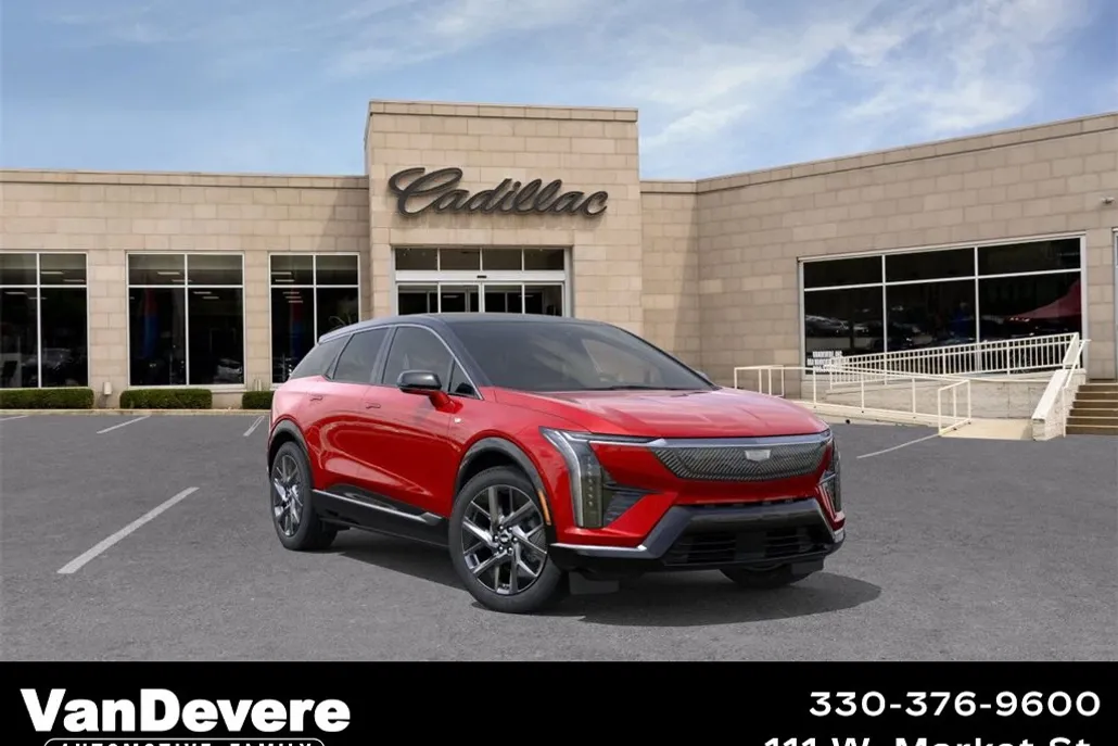 2025 Cadillac Optiq Luxury photo 1