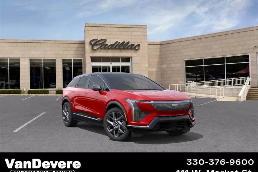 2025 Cadillac Optiq Luxury photo 1