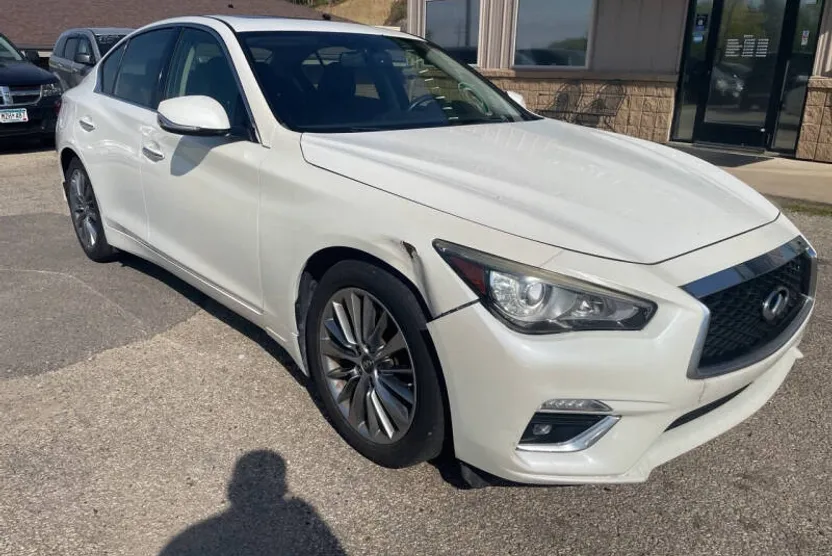 2018 Infiniti Q50 3.0t LUXE photo 1