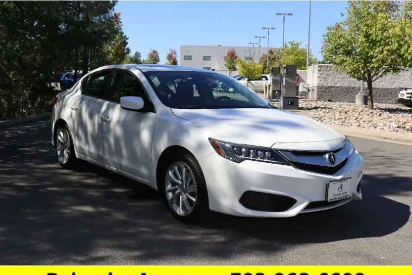 2016 Acura ILX Base photo 1
