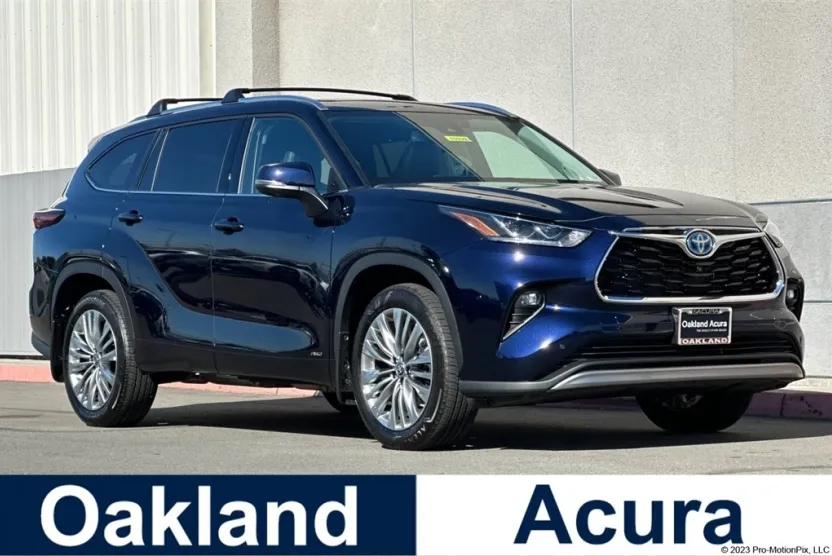 2024 Toyota Highlander Hybrid Platinum photo 1