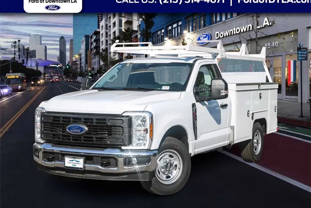 2025 Ford F-250 XL photo 1
