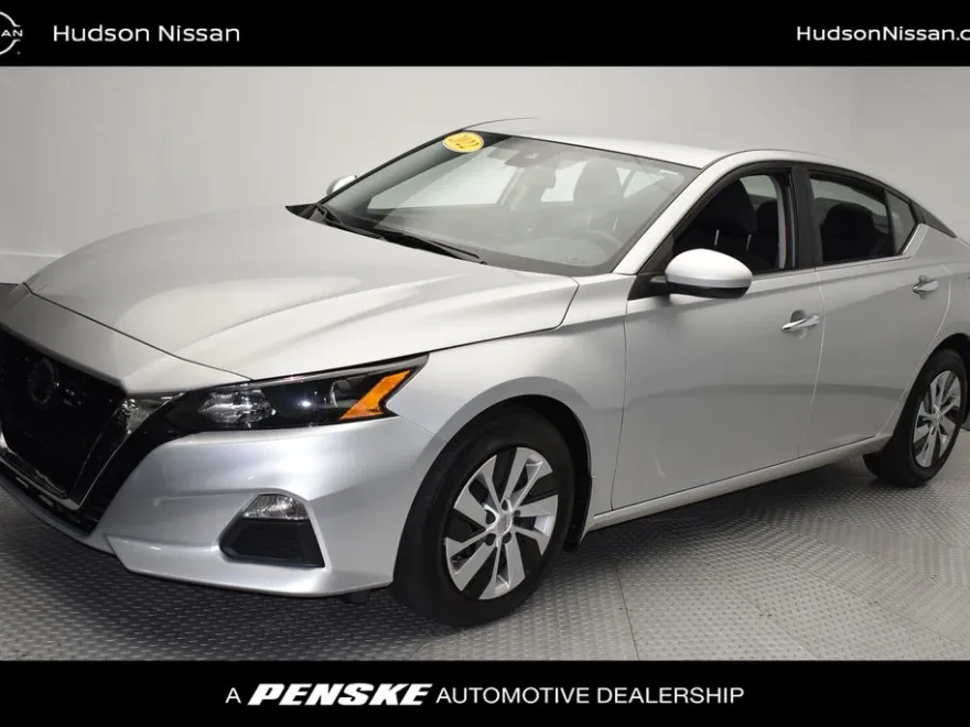 2022 Nissan Altima 2.5 S photo 1