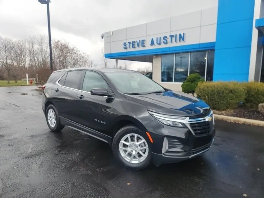 2022 Chevrolet Equinox LT photo 1