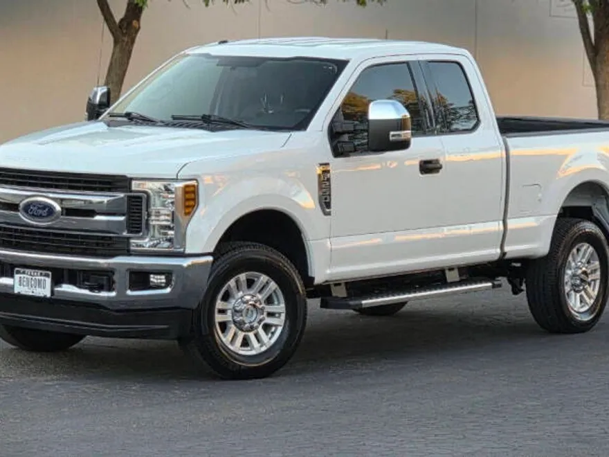 2018 Ford F-250 XLT photo 1
