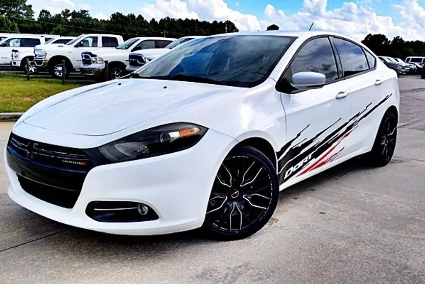 2015 Dodge Dart GT photo 1