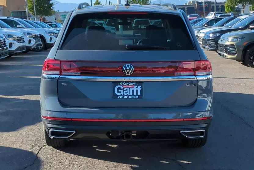 2026 Volkswagen Atlas SE Technology photo 1