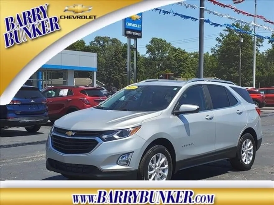 2021 Chevrolet Equinox LT photo 1