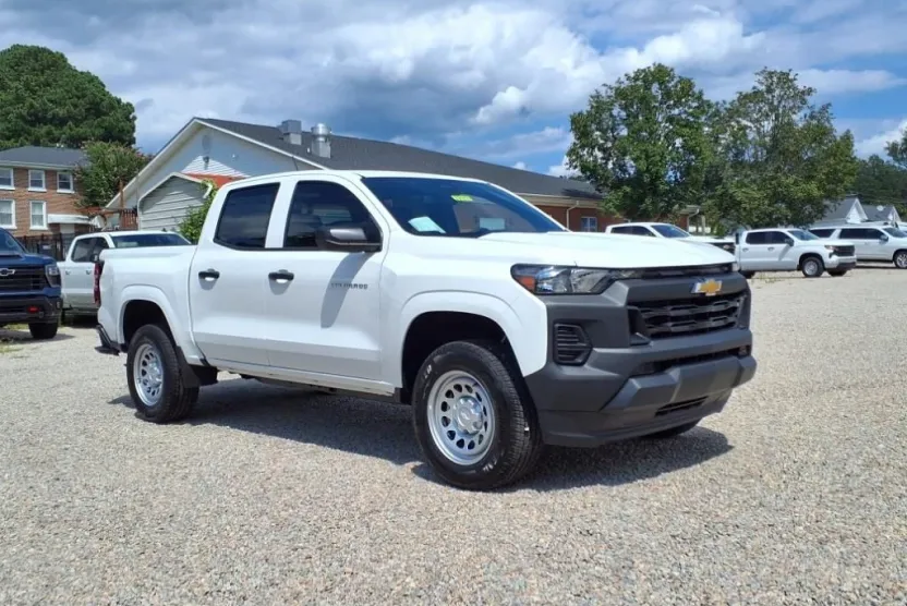 2026 Chevrolet Colorado Work Truck photo 1