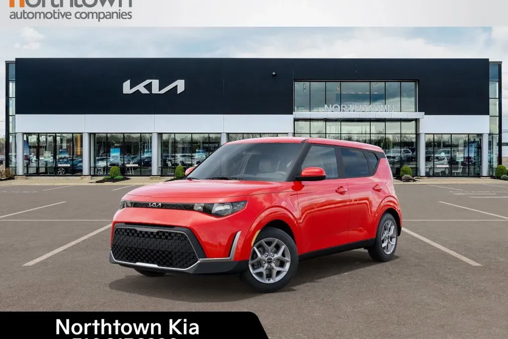 2025 Kia Soul LX photo 1