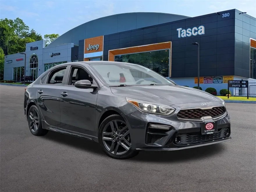 2021 Kia Forte GT-Line photo 1