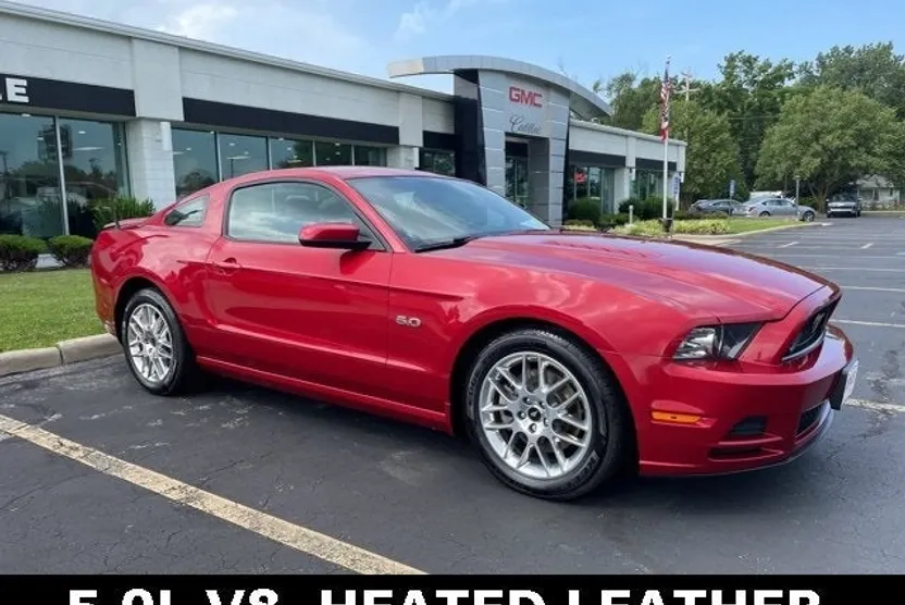 2013 Ford Mustang GT Premium photo 1