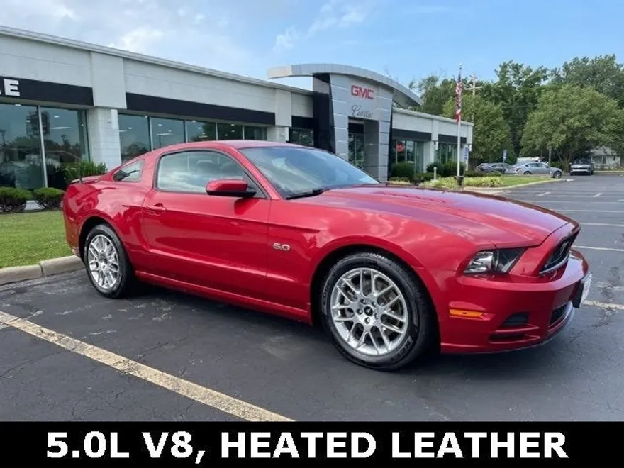 2013 Ford Mustang GT Premium photo 1