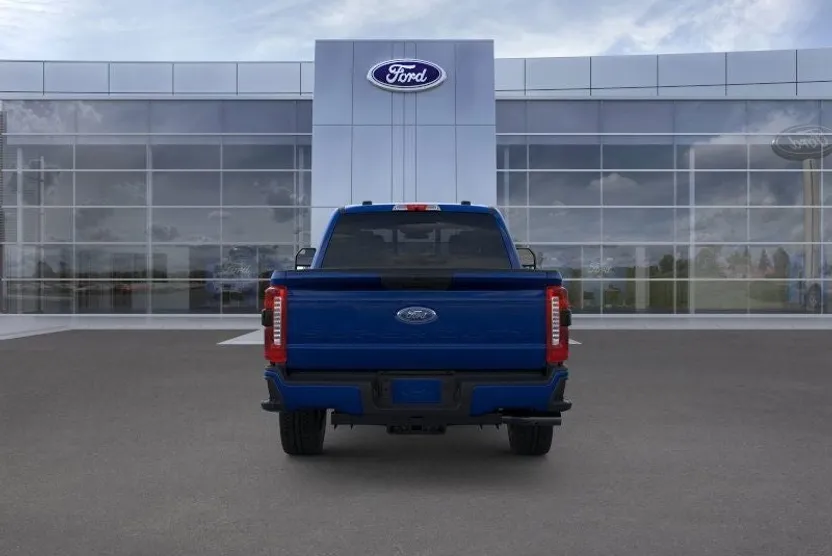 2026 Ford F-350 photo 1