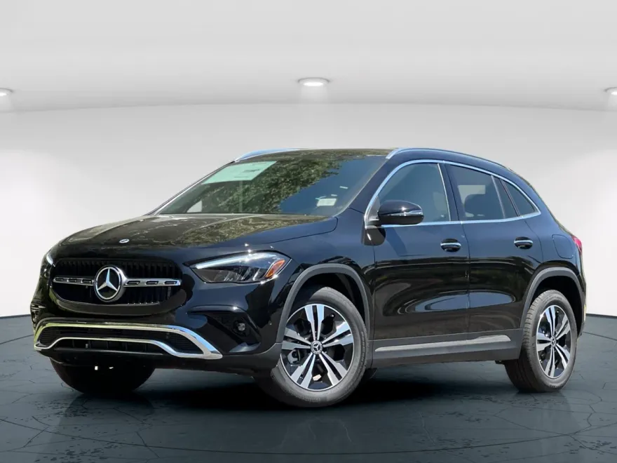 2026 Mercedes Benz GLA 250 photo 1