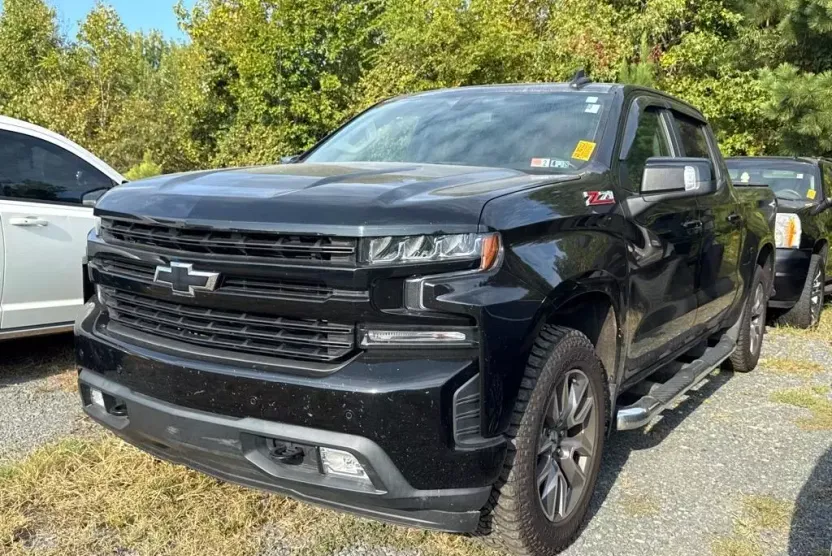 2019 Chevrolet Silverado 1500 RST photo 1
