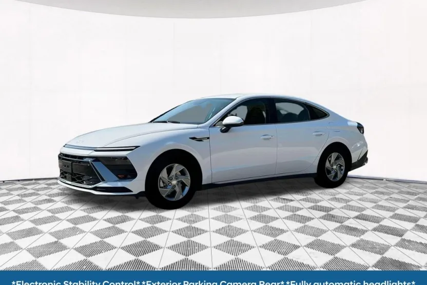 2025 Hyundai Sonata SE photo 1