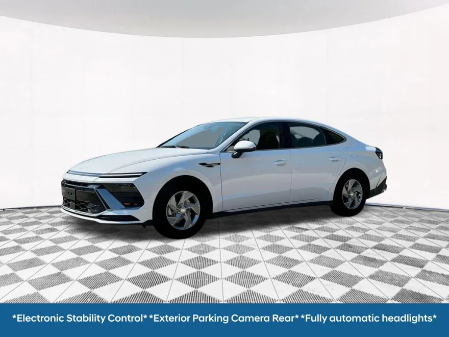 2025 Hyundai Sonata SE photo 1