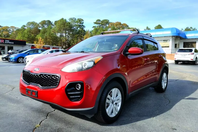2017 Kia Sportage LX photo 1
