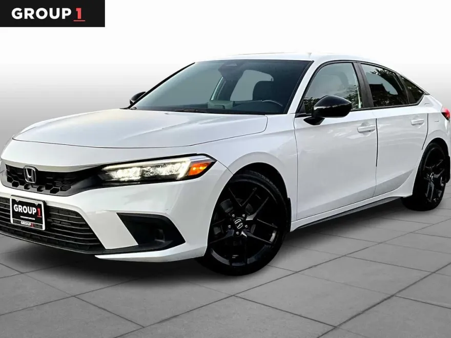 2023 Honda Civic Hatchback Sport photo 1