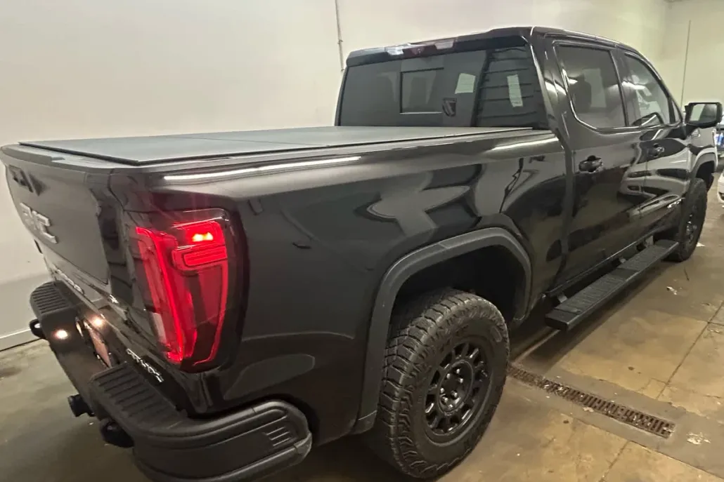 2023 Gmc Sierra 1500 AT4X photo 1