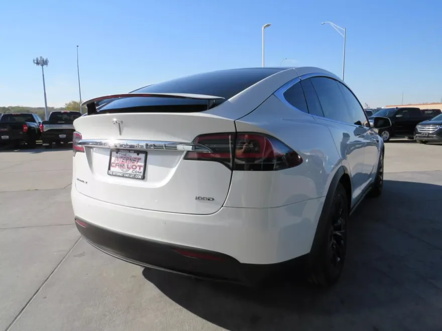 2017 Tesla Model X 100D photo 7
