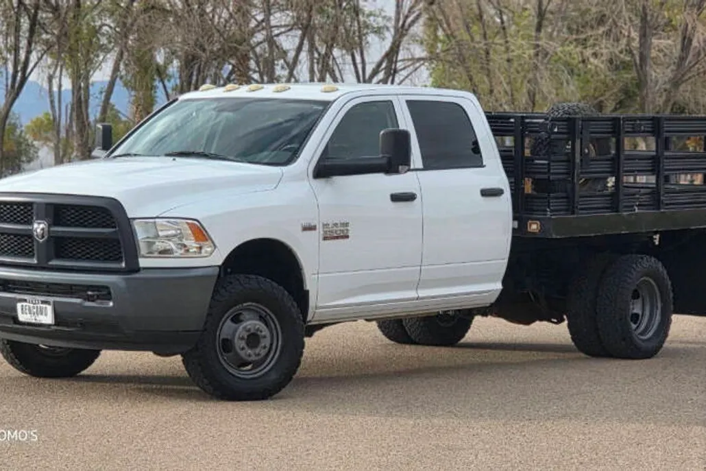2015 Ram 3500 Tradesman photo 1