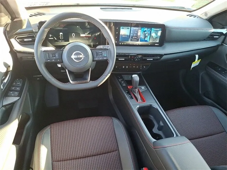 2026 Nissan Kicks SV photo 1