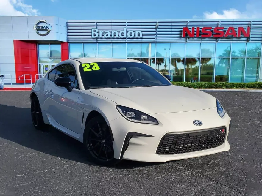 2023 Toyota GR86 Premium photo 1