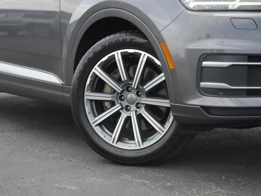 2018 Audi Q7 2.0T Premium Plus photo 1
