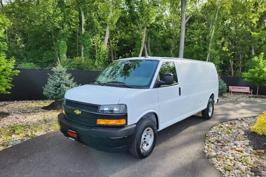 2023 Chevrolet Express 2500 Work Van photo 1