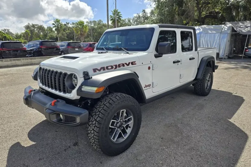 2025 Jeep Gladiator Mojave photo 1