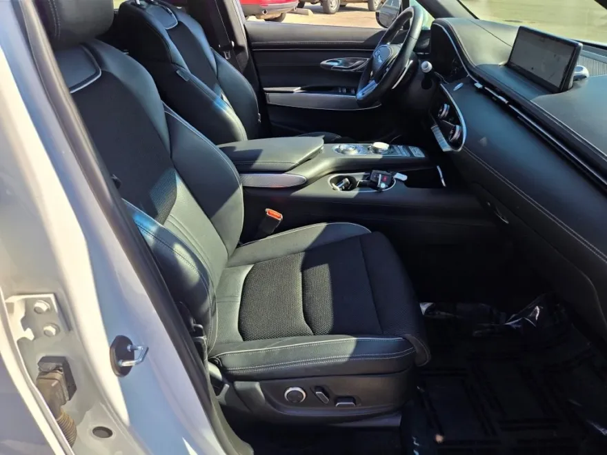 2022 Genesis GV70 2.5T Sport Prestige photo 1